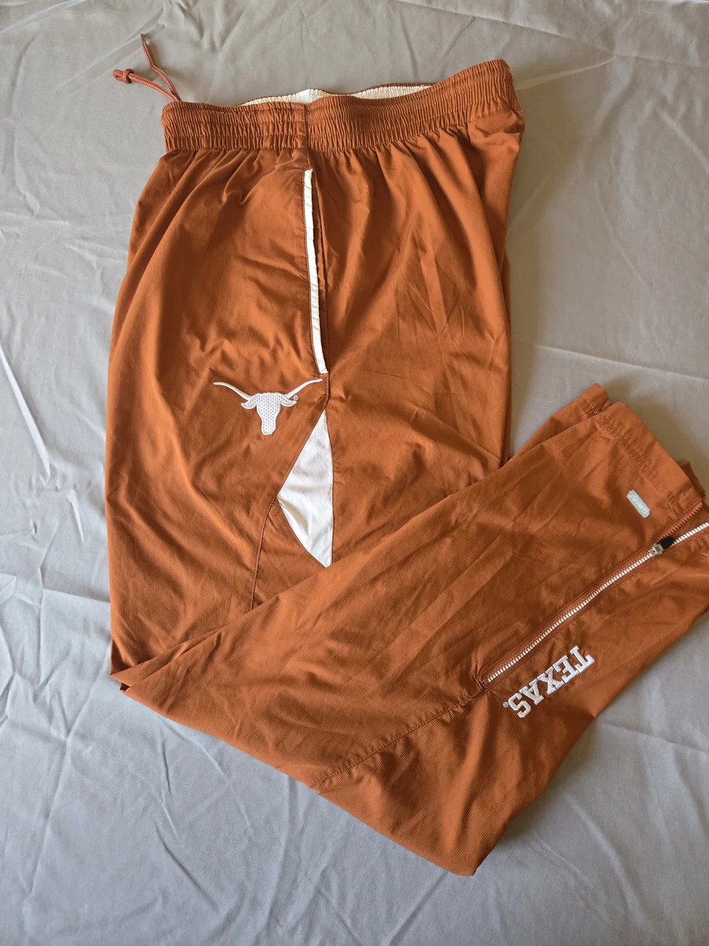 Longhorns Men's Orange Performance Joggers